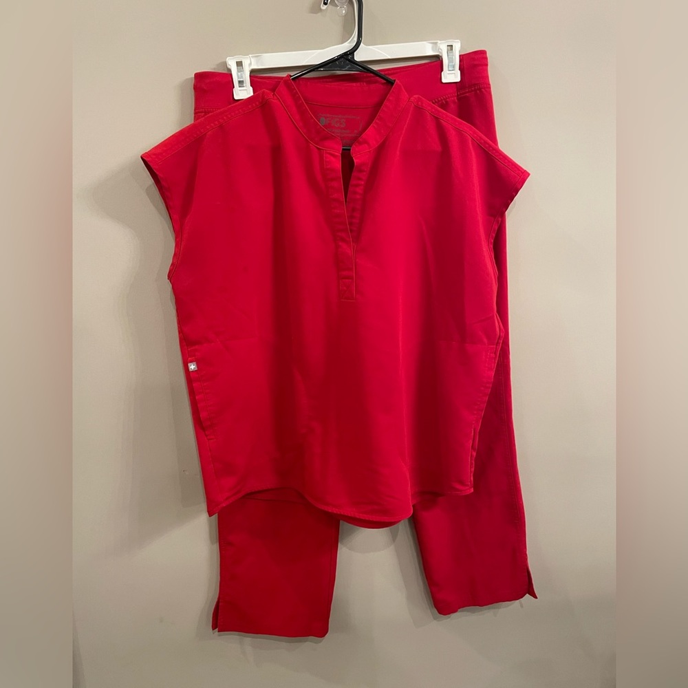 Figs red set